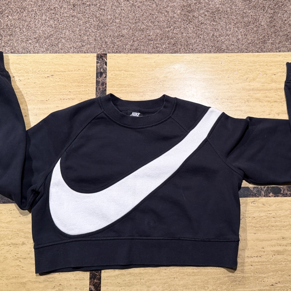 Nike Black Cropped Sweatshirt with White Swoosh Accent